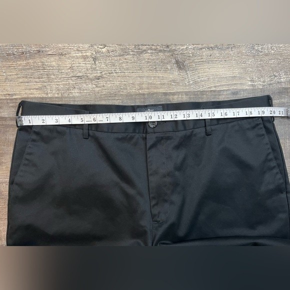 Dockers Signature Khaki Classic Fit Black Pants Size 40X30 - Picture 8 of 10